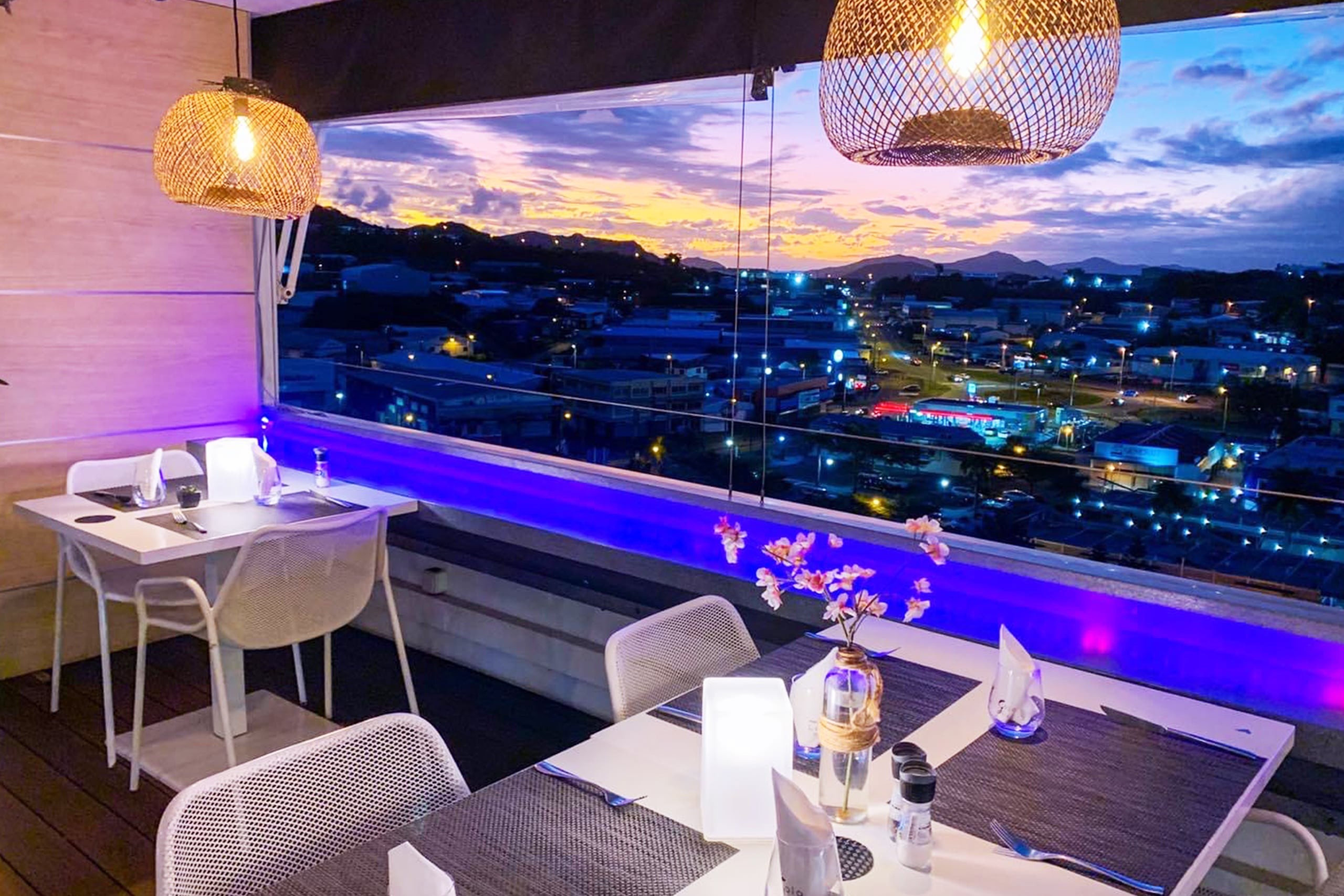 The Bar hotel Noumea New Caledonia